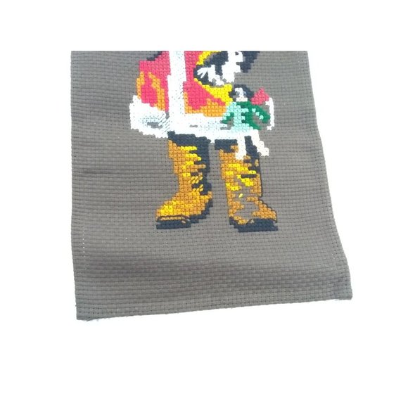 Vtg Swedish Handmade Xmas Santa Tapestry  ' Are There Any Children Please' Decor - Picture 8 of 8